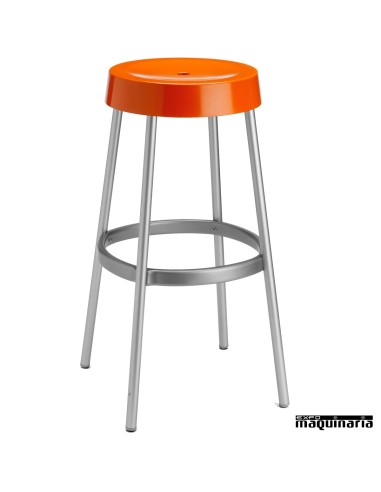 Taburete de aluminio AGGIM y plastico resina