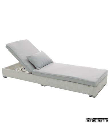 Tumbona de hostelería AGARTIC aluminio y rattan blanco