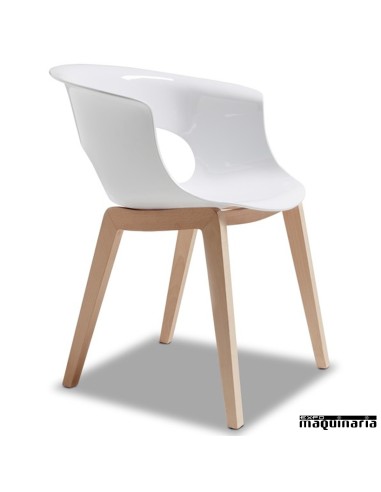 Sillón AGMISS con patas de madera de haya