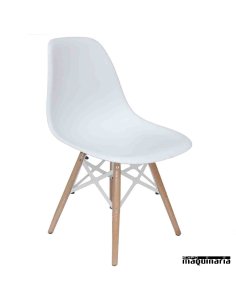 Sillas de madera y poliéster DL820 2