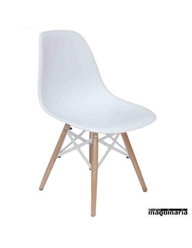 Sillas de madera y poliéster DL820