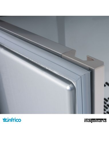Mesa de congelación (245.2 x 70 cm) BMGN2450BT detalle puerta