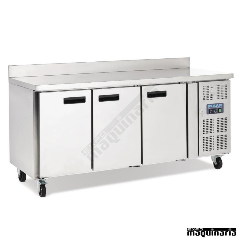 Mostrador refrigerado NIDL915 con peto de 3 puertas y 417 litros