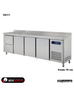 Mesa refrigerada 250x60cm 3 puertas 2 cajones IH8013112